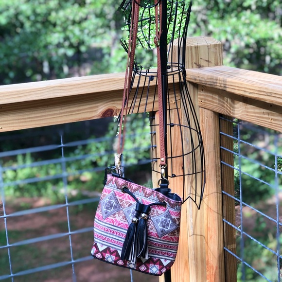 Handbags - Hobo Crossbody Bag